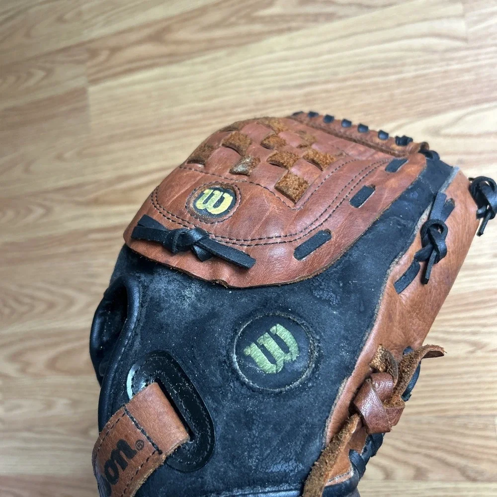 Wilson MLB Custom Fit Top Grain Steerhide A2476 RHT Glove Brown Black Size 12.5